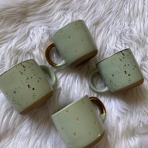 Magnolia Homes 4 Sage Green and Gold Coffee Mugs - Picture 3 of 5